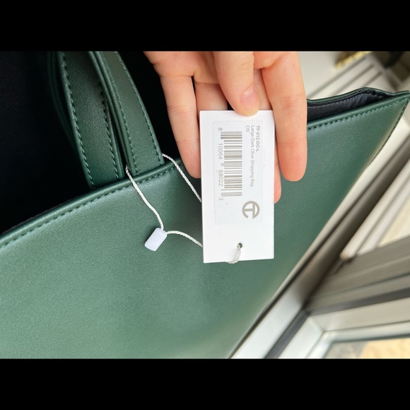 Telfar Large Dark Olive Shopping Bag [SOLD OUT] - Picture 4 of 5